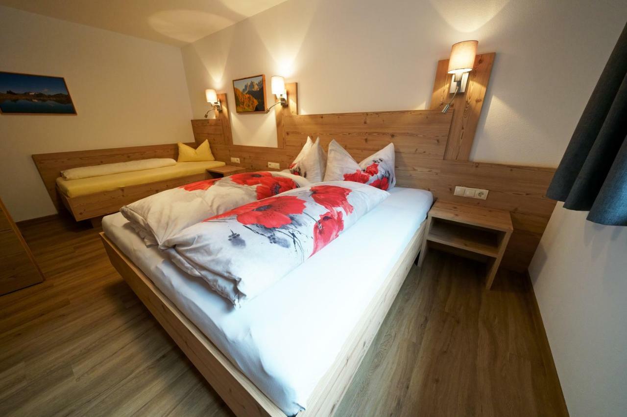 Ferienwohnung Quellenhof Oberlängenfeld Exterior foto