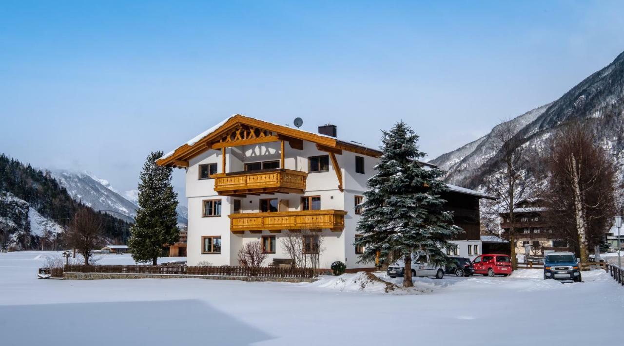 Ferienwohnung Quellenhof Oberlängenfeld Exterior foto